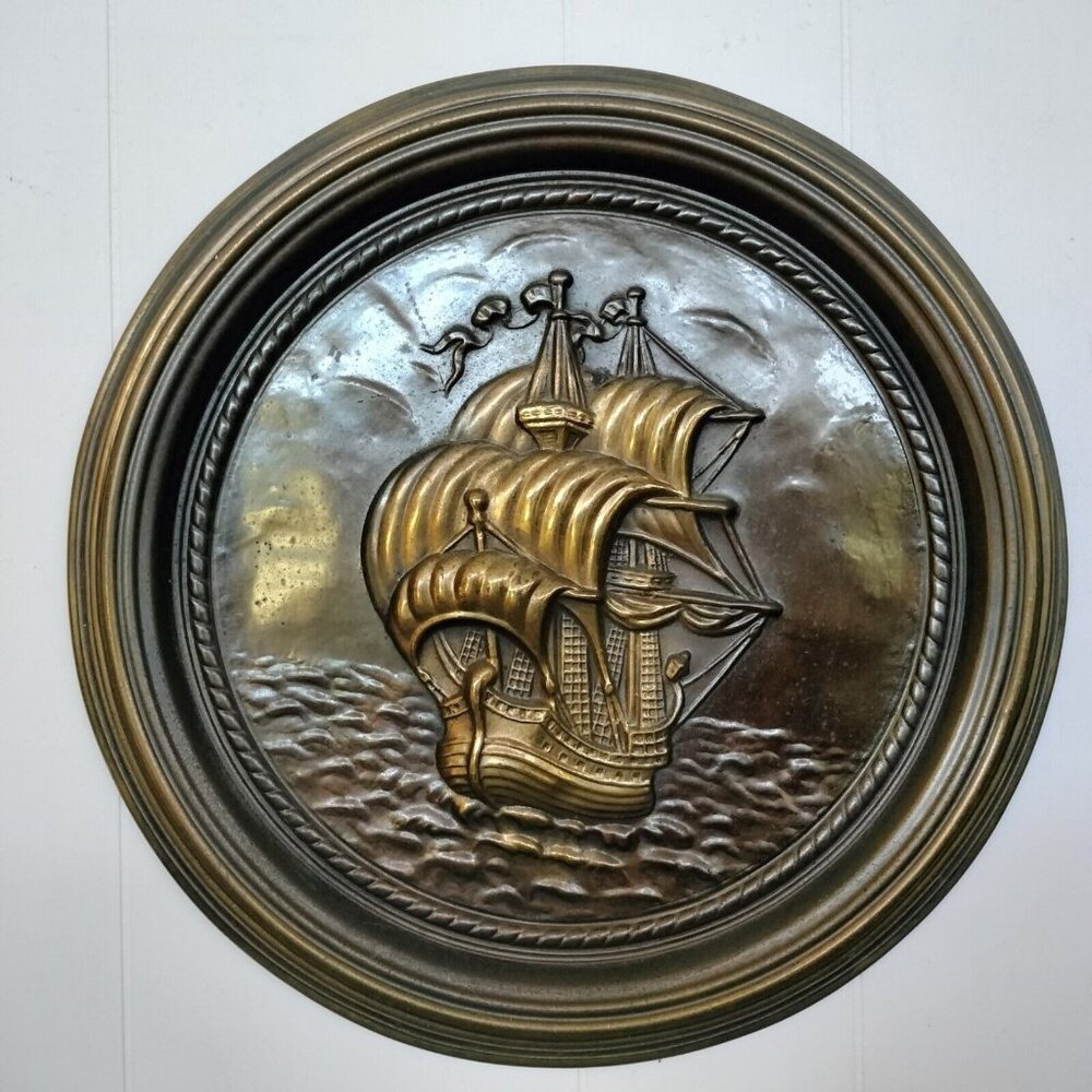 Vtg Brass Ship Round Wall Hanging Lombard England Colonial High Seas Nautical 3D